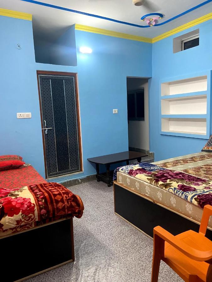 Garuda Guest House Varanasi Exterior photo